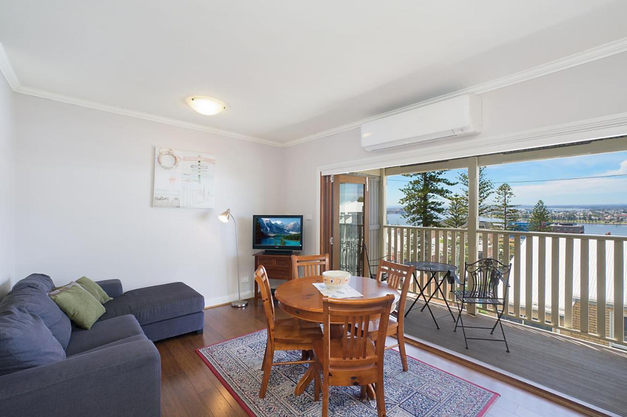 Newcastle Short Stay Accommodation - Vista Apartment Exteriér fotografie